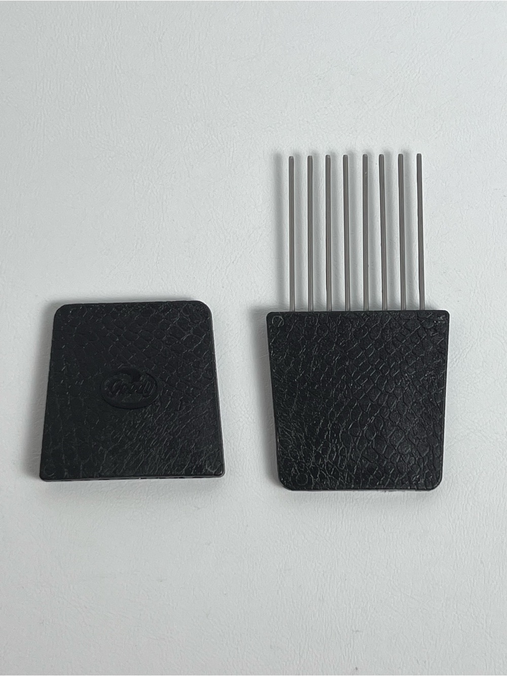 Vintage Goody Travel Hair Pick Pocket Comb w/ Protective Case Metal Teeth Black